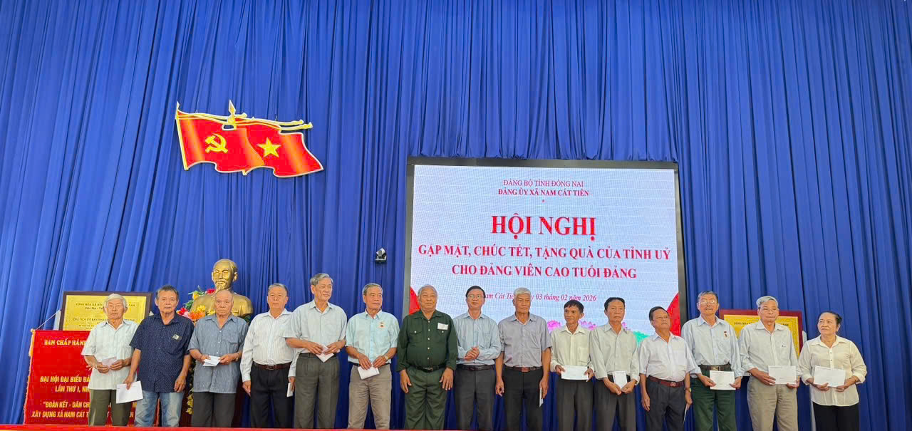 5c4d987b6a00e45ebd115