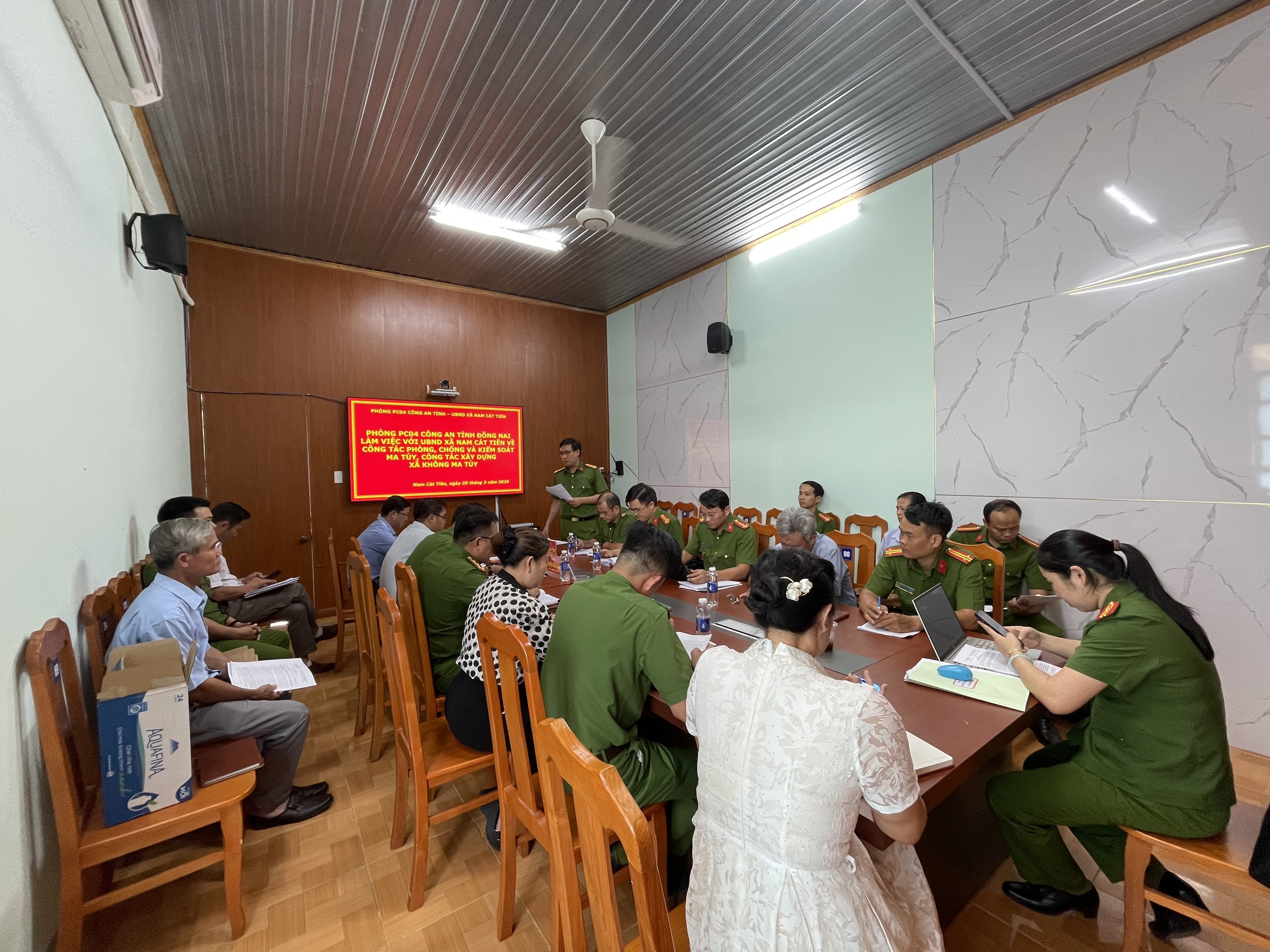 z7638657449046 008 50c1e72bb4838cdc51b53c36a965b3c6