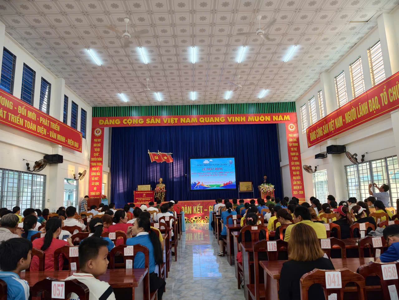 z7665611860070 9795209bce57685bfb53717d84c01921